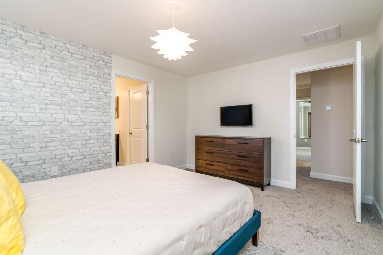Beautiful Modern Home Wprivate Pool Near Wdw Kissimmee Εξωτερικό φωτογραφία