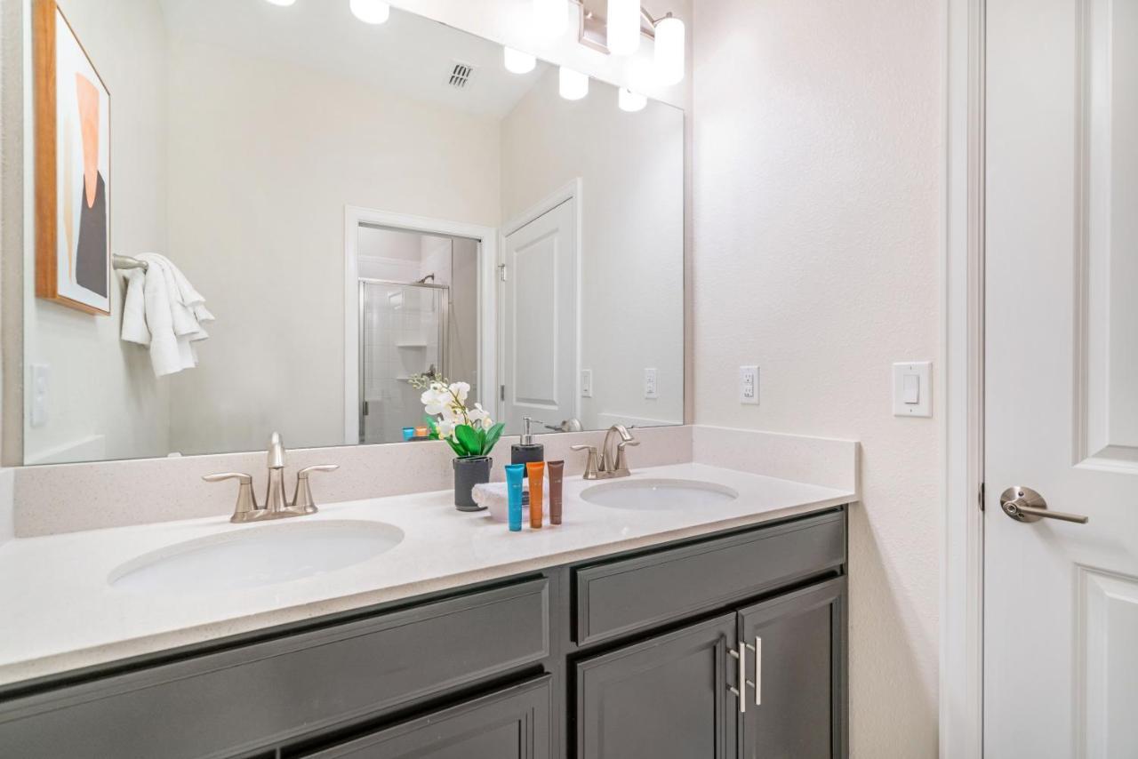 Beautiful Modern Home Wprivate Pool Near Wdw Kissimmee Εξωτερικό φωτογραφία
